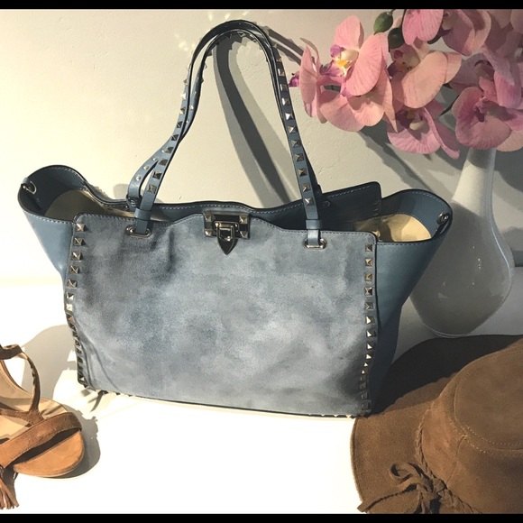 🌸Valentino Suede & leather Rockstud Tote Large - Picture 2 of 8